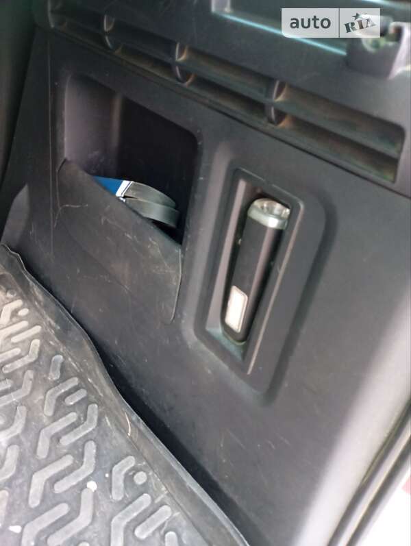 Минивэн Peugeot Partner 2009 в Килии фото 16 Минивэн Peugeot Partner 2009 в Килии