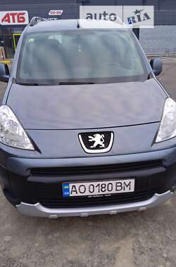 Мінівен Peugeot Partner 2011 в Мукачевому