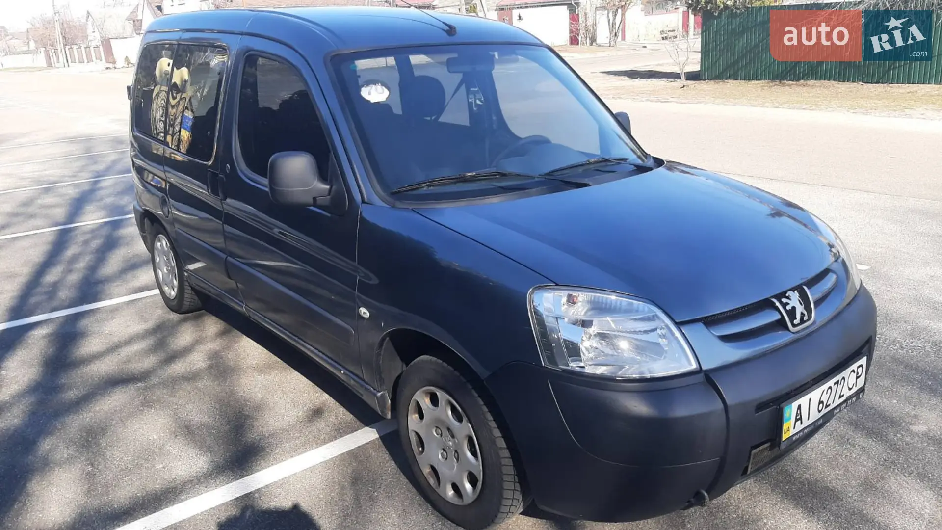 2011 Peugeot Partner - мініатюра 2