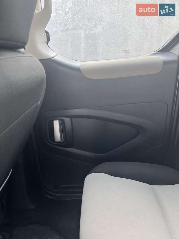 Минивэн Peugeot Partner 2014 в Сокирянах