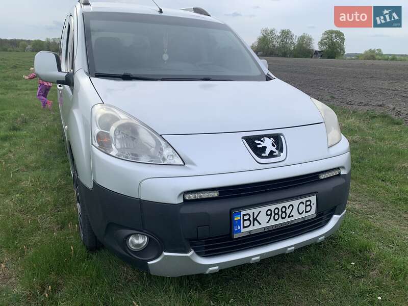 Мінівен Peugeot Partner 2011 в Рівному