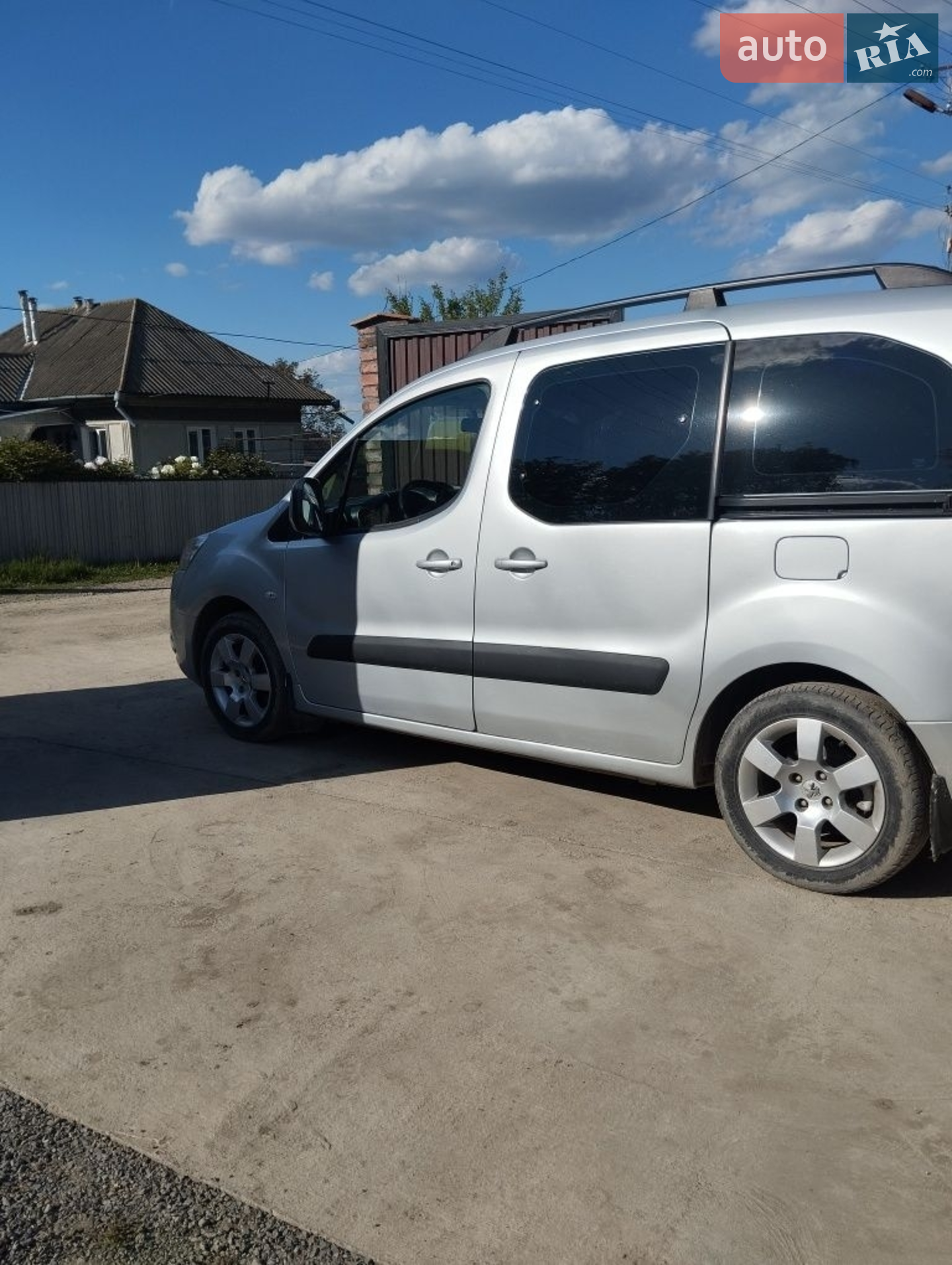 2011 Peugeot Partner - мініатюра 3