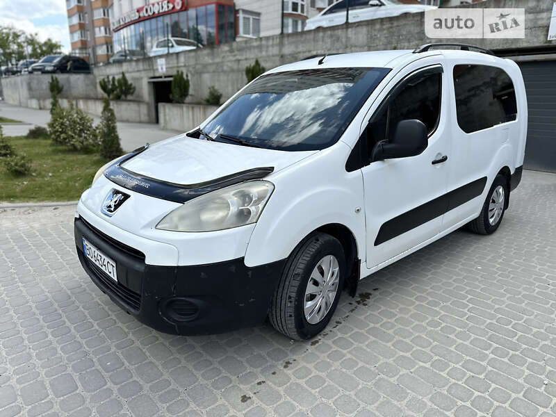 Мінівен Peugeot Partner 2009 в Тернополі