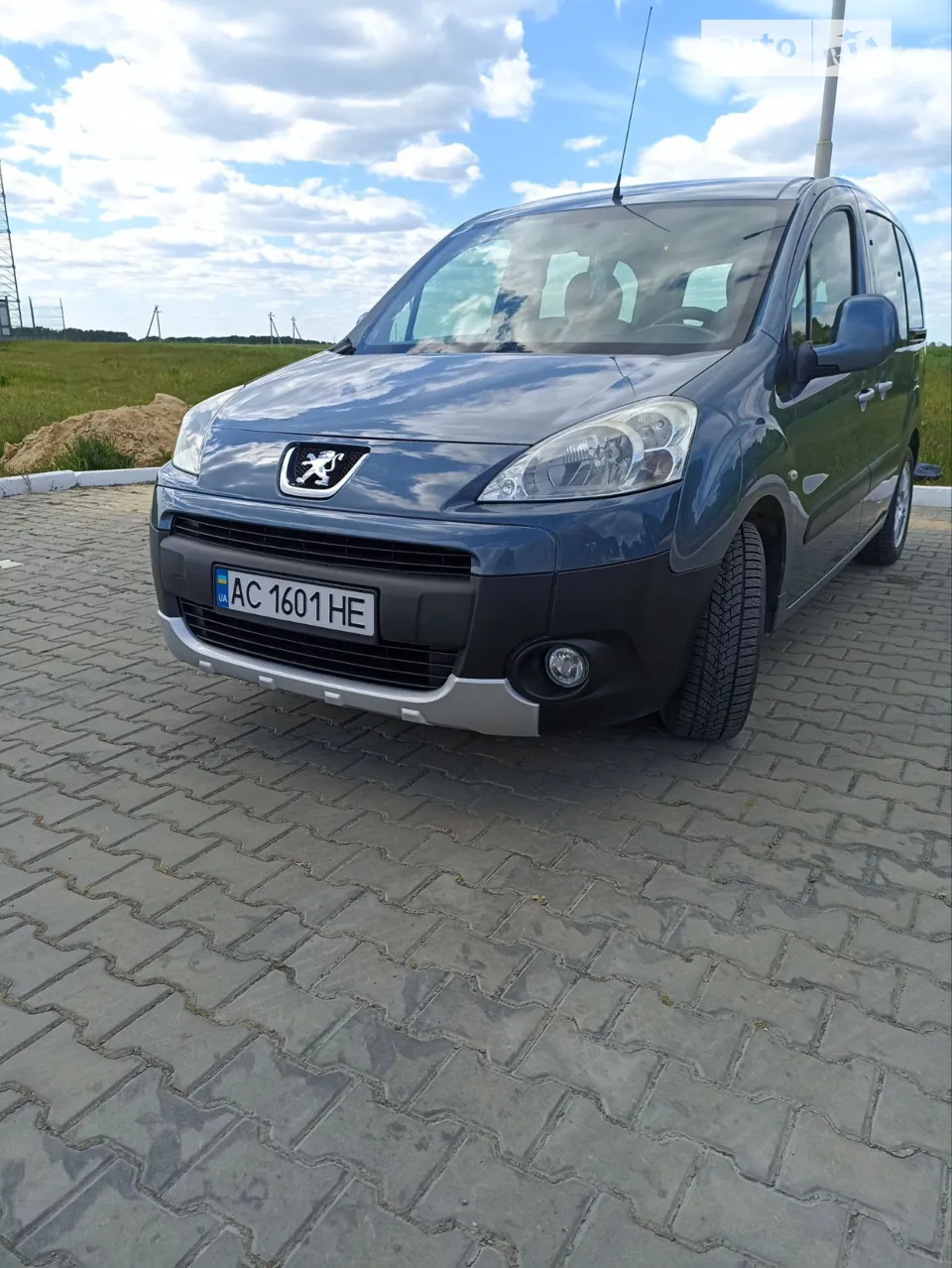 2010 Peugeot Partner - мініатюра 5