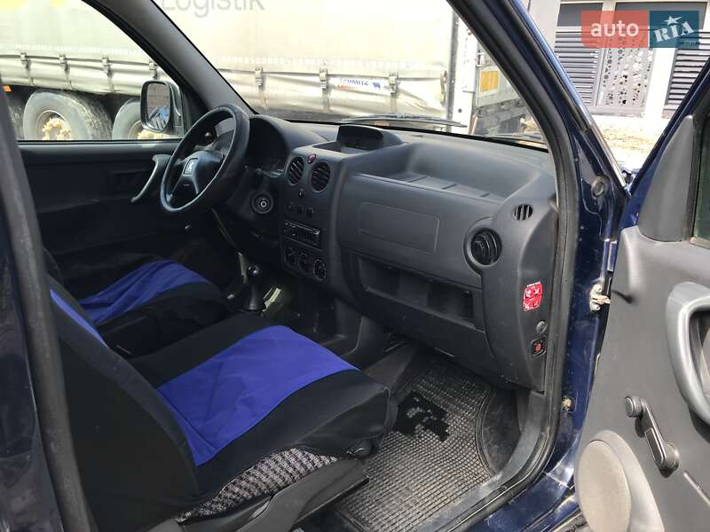 Мінівен Peugeot Partner 2003 в Львові фото 12 Мінівен Peugeot Partner 2003 в Львові