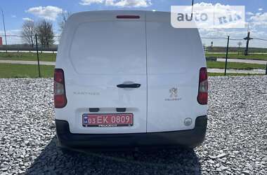 Вантажний фургон Peugeot Partner 2019 в Дубні