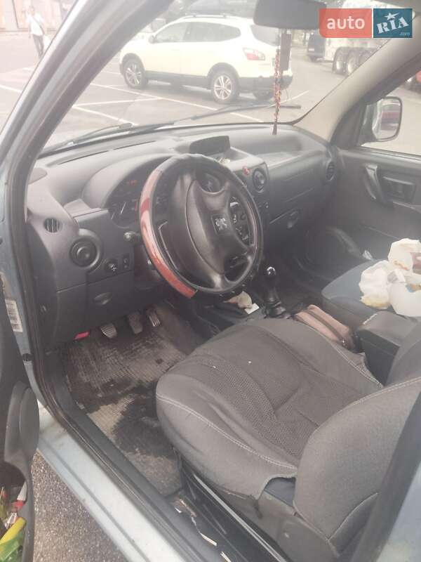 Мінівен Peugeot Partner 2004 в Львові