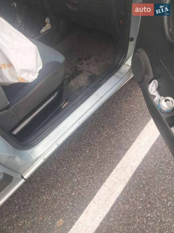 Мінівен Peugeot Partner 2004 в Львові