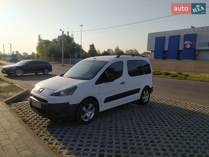 Мінівен Peugeot Partner 2009 в Дніпрі фото 8 Мінівен Peugeot Partner 2009 в Дніпрі
