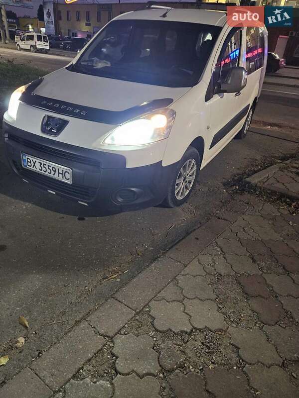Минивэн Peugeot Partner 2009 в Хмельницком