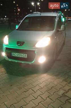 Минивэн Peugeot Partner 2011 в 