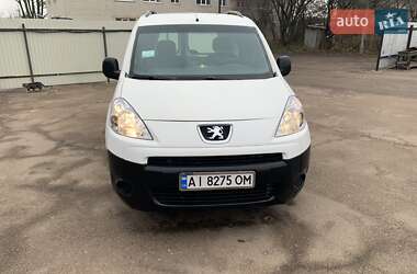 Грузовой фургон Peugeot Partner 2011 в 