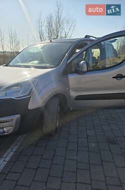 Минивэн Peugeot Partner 2016 в 