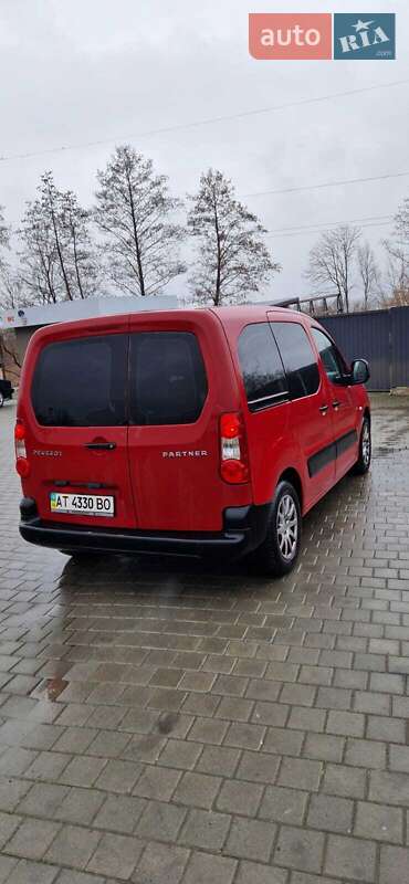 Минивэн Peugeot Partner 2011 в Ивано-Франковске