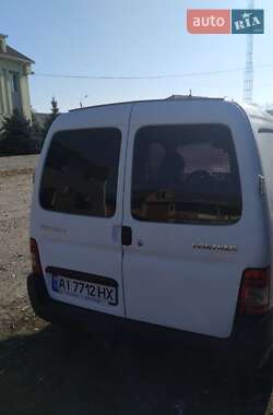 Грузовой фургон Peugeot Partner 2010 в 