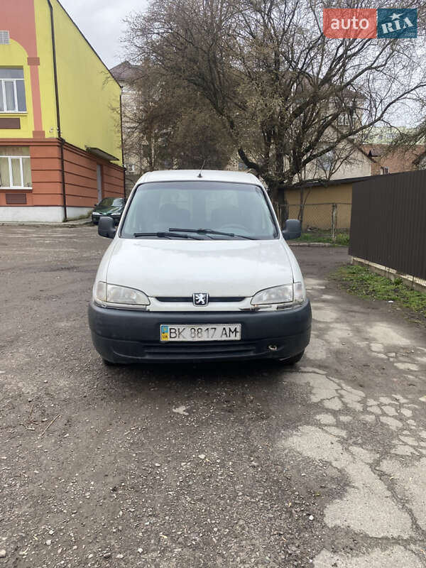 Минивэн Peugeot Partner 2001 в Ровно