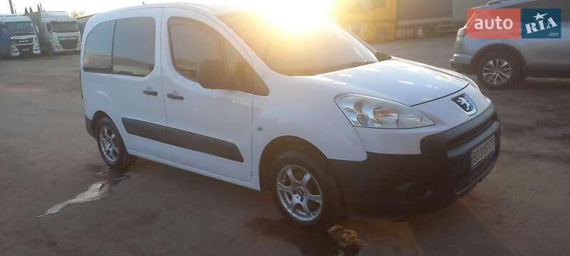 Мінівен Peugeot Partner 2009 в Тернополі