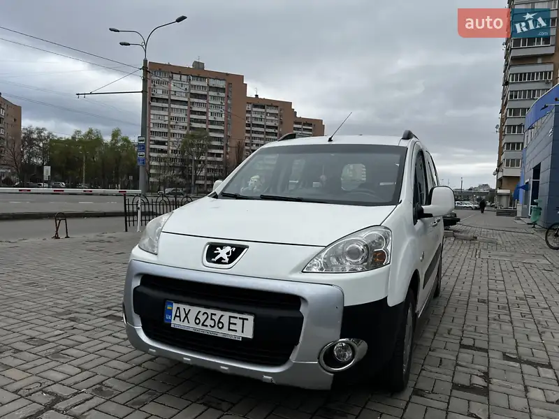 Мінівен Peugeot Partner 2011 в 