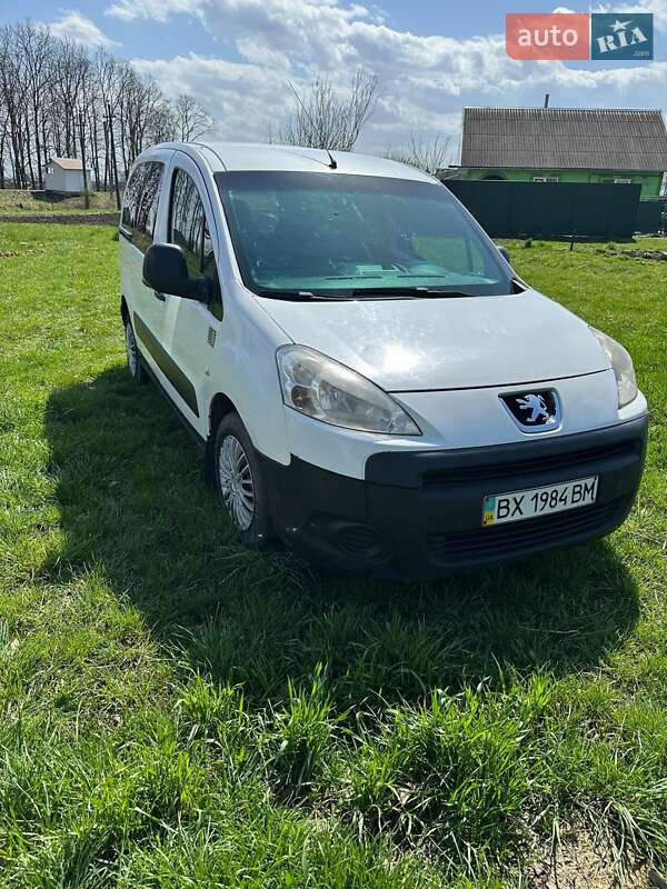 Мінівен Peugeot Partner 2008 в Коломиї