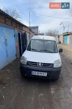 Вантажний фургон Peugeot Partner 2011 в 