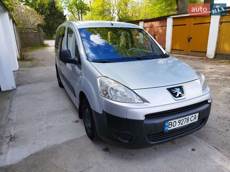 Мінівен Peugeot Partner 2009 в 