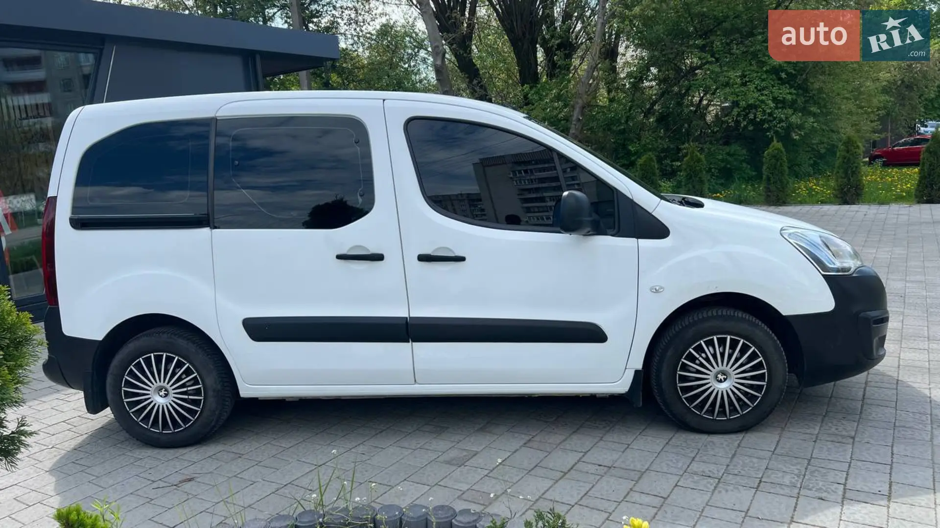 2017 Peugeot Partner - мініатюра 8