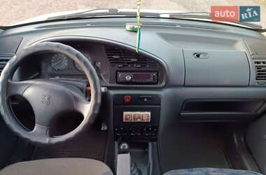 Минивэн Peugeot Partner 2000 в 