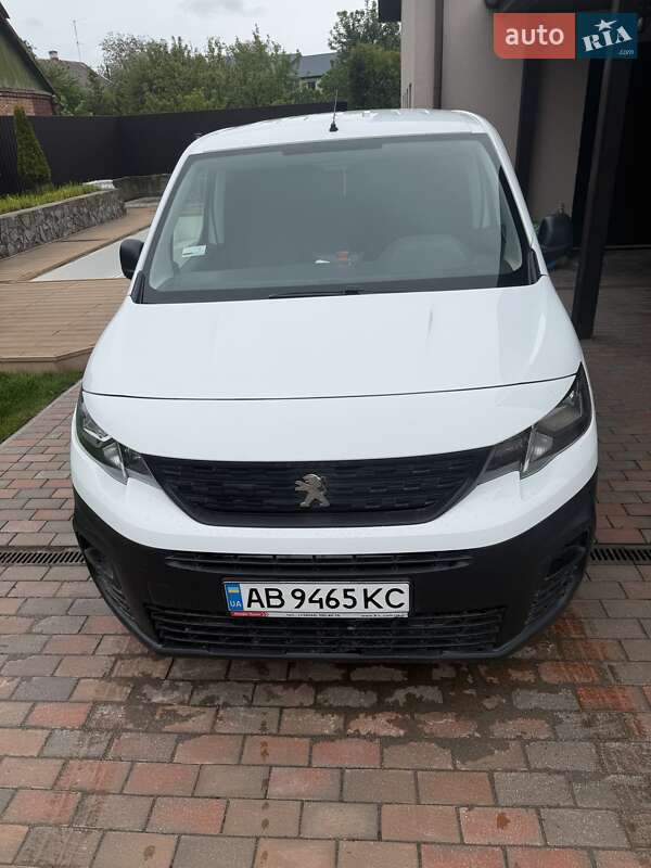 Вантажний фургон Peugeot Partner 2020 в 