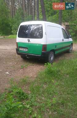 Грузовой фургон Peugeot Partner 2003 в 