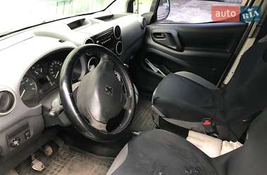 Грузовой фургон Peugeot Partner 2012 в 