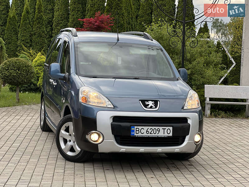 Минивэн Peugeot Partner 2011 в 