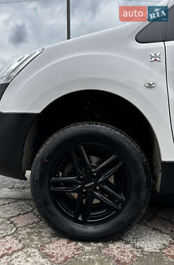 Минивэн Peugeot Partner 2017 в 