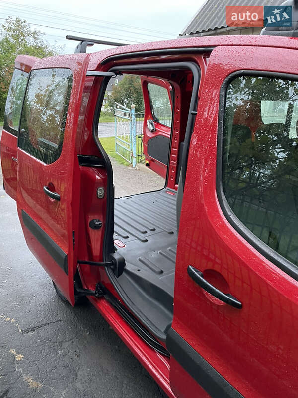 Вантажний фургон Peugeot Partner 2013 в Володимирі фото 14 Вантажний фургон Peugeot Partner 2013 в Володимирі