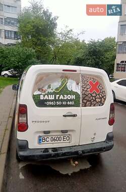 Вантажний фургон Peugeot Partner 2012 в 