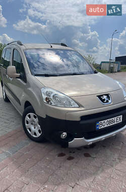 Мінівен Peugeot Partner 2012 в Теребовлі