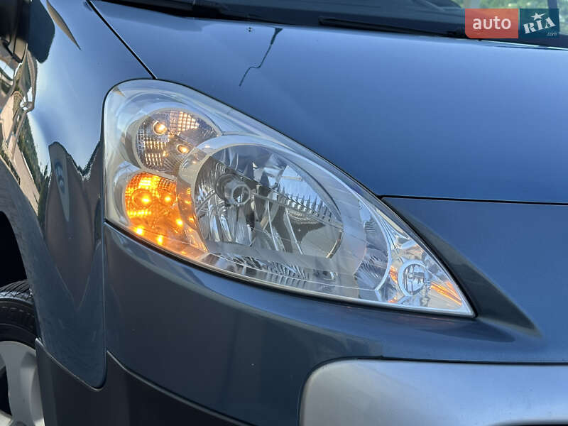 Минивэн Peugeot Partner 2011 в Дрогобыче