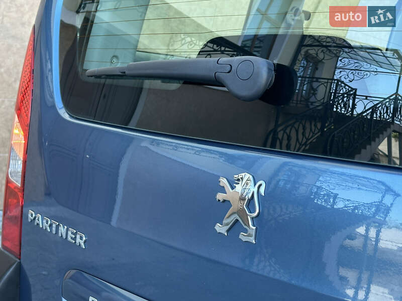 Минивэн Peugeot Partner 2011 в Дрогобыче