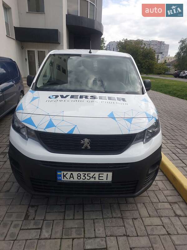 Вантажний фургон Peugeot Partner 2021 в Черкасах