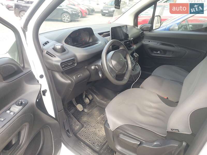 Вантажний фургон Peugeot Partner 2021 в Черкасах