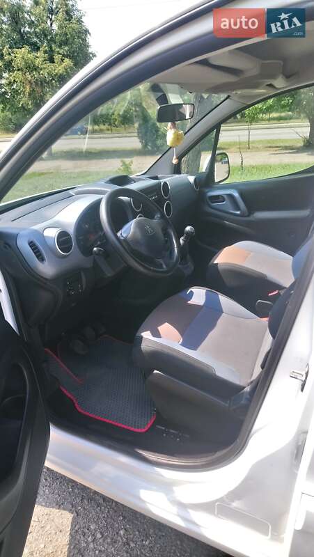 Минивэн Peugeot Partner 2014 в Запорожье фото 8 Минивэн Peugeot Partner 2014 в Запорожье