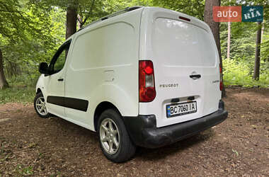 Вантажопасажирський фургон Peugeot Partner 2011 в 