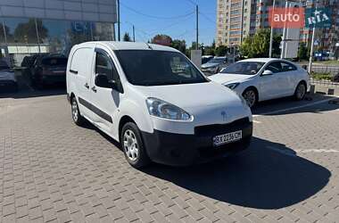 Грузовой фургон Peugeot Partner 2015 в Хмельницком
