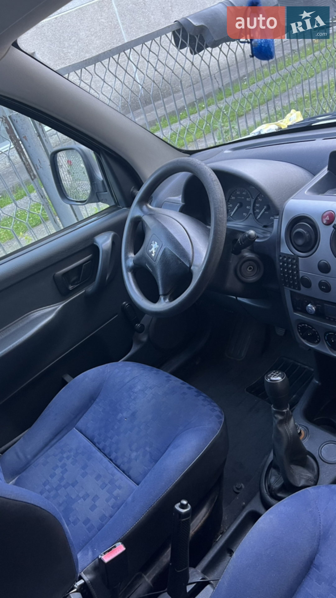 2010 Peugeot Partner - мініатюра 9