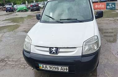 Минивэн Peugeot Partner 2011 в  Минивэн Peugeot Partner 2011 в