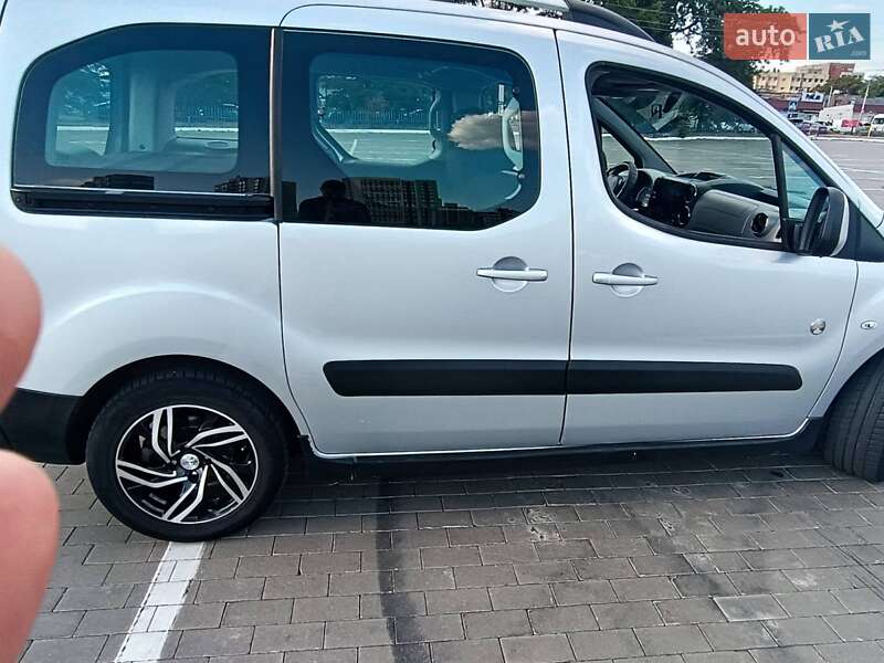 Мінівен Peugeot Partner 2011 в Одесі