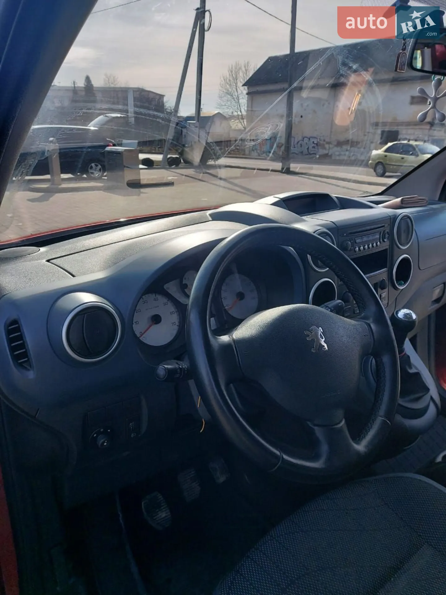 2010 Peugeot Partner - мініатюра 6