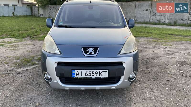 Мінівен Peugeot Partner 2009 в Глевасі