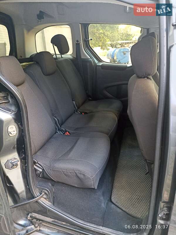 Мінівен Peugeot Partner 2015 в Одесі