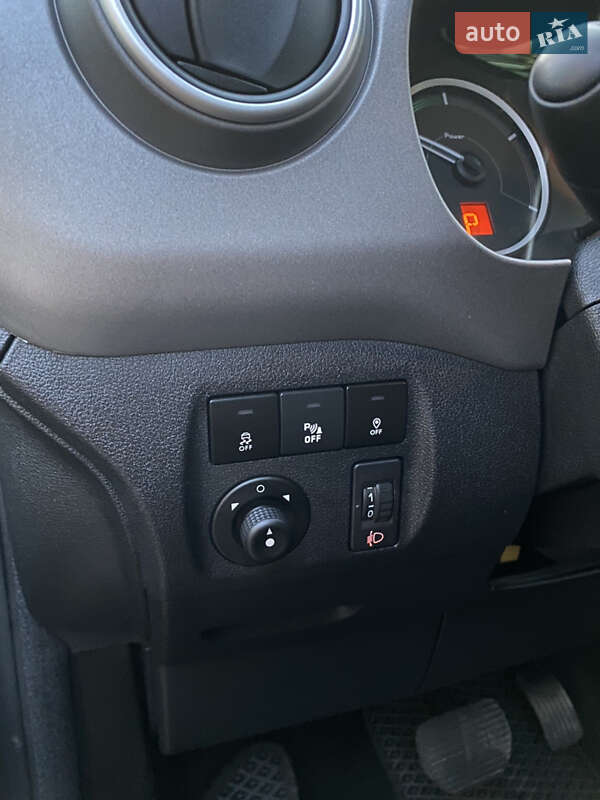 Мінівен Peugeot Partner 2018 в Житомирі