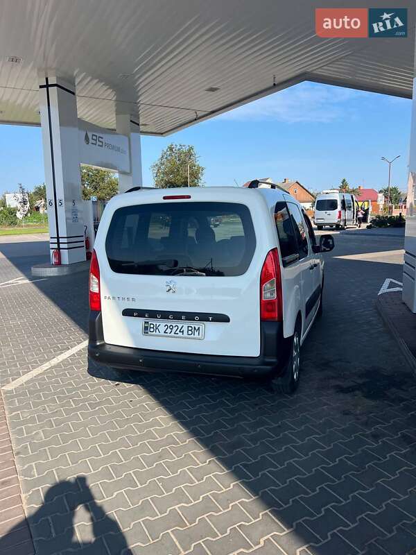 Мінівен Peugeot Partner 2011 в Рафалівці